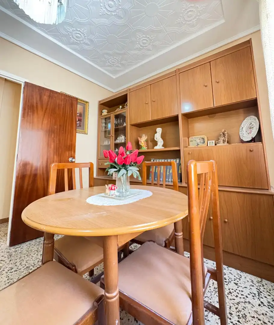 Comedor de Piso en venta en Novelda con Aire acondicionado, Amueblado y Horno