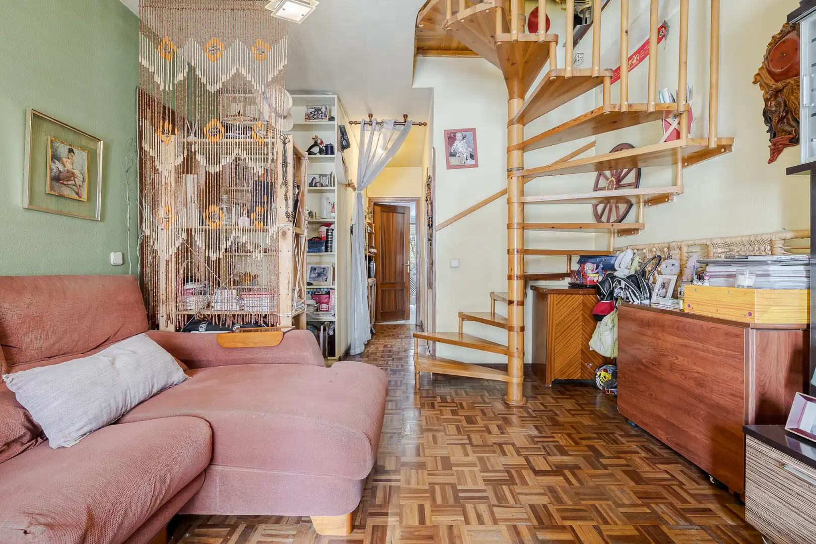 Wohnzimmer von Wohnung zum Verkauf in Madrid mit Privatgarten, Terrasse und Balkon