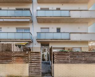 Exterior view of Flat for sale in Girona Capital  with Heating, Parquet flooring and Swimming Pool