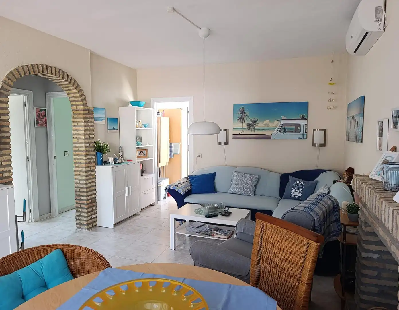Living room of Houses for sale in Chiclana de la Frontera  with Air Conditioner, Heating and Private garden