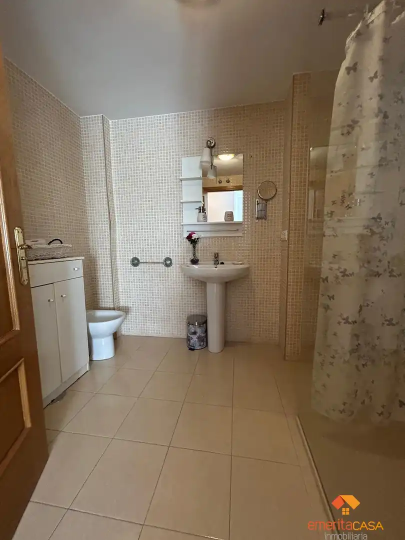 Badezimmer von Wohnung zur Miete in Mérida mit Klimaanlage, Parkett und Abstellraum