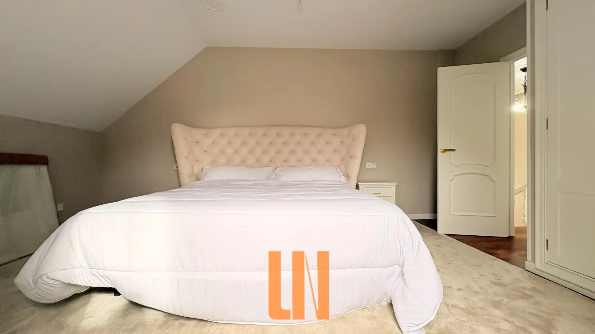 Habitación de Casa o chalet en venta en A Coruña Capital  con Calefacción, Jardín privado y Parquet