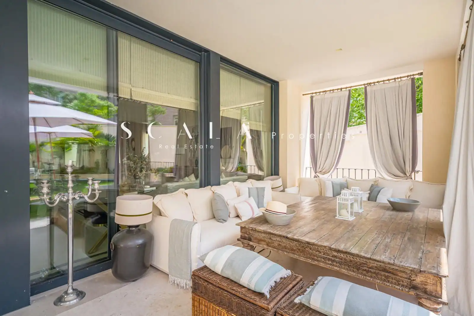 Terrassa de Dúplex de lloguer en Madrid amb Aire condicionat, Calefacció i Jardí privat