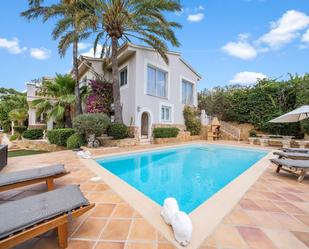 Vista exterior de Casa o xalet en venda en Calvià amb Aire condicionat, Terrassa i Piscina