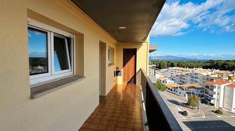 Foto 5 de Apartamento en venta en Avinguda Riells, 142, Port - La Cota - Puig Sec, Girona