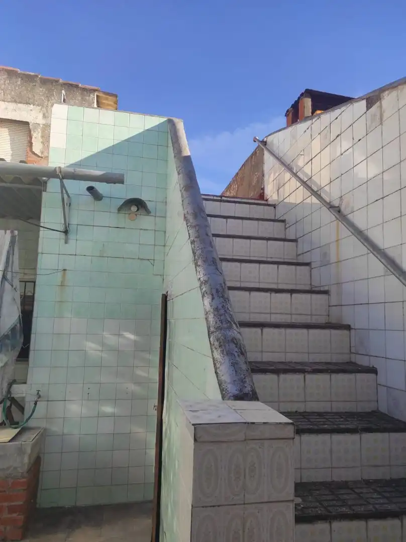 Vista exterior de Casa o xalet en venda en Badajoz amb Terrassa