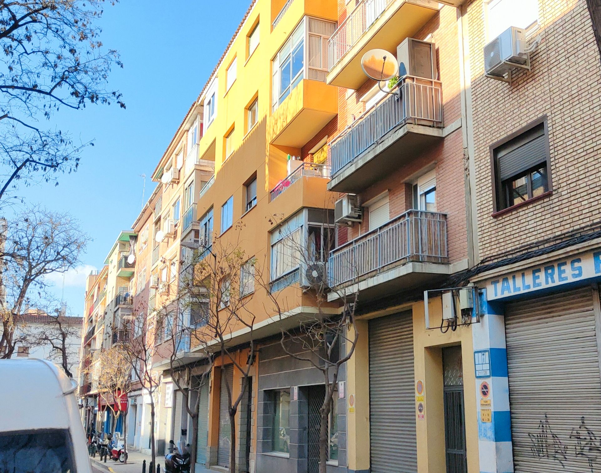 Piso en venta en Calle de Nuestra Señora del Salz, La Bozada – Parque Delicias, Delicias,  Zaragoza Capital