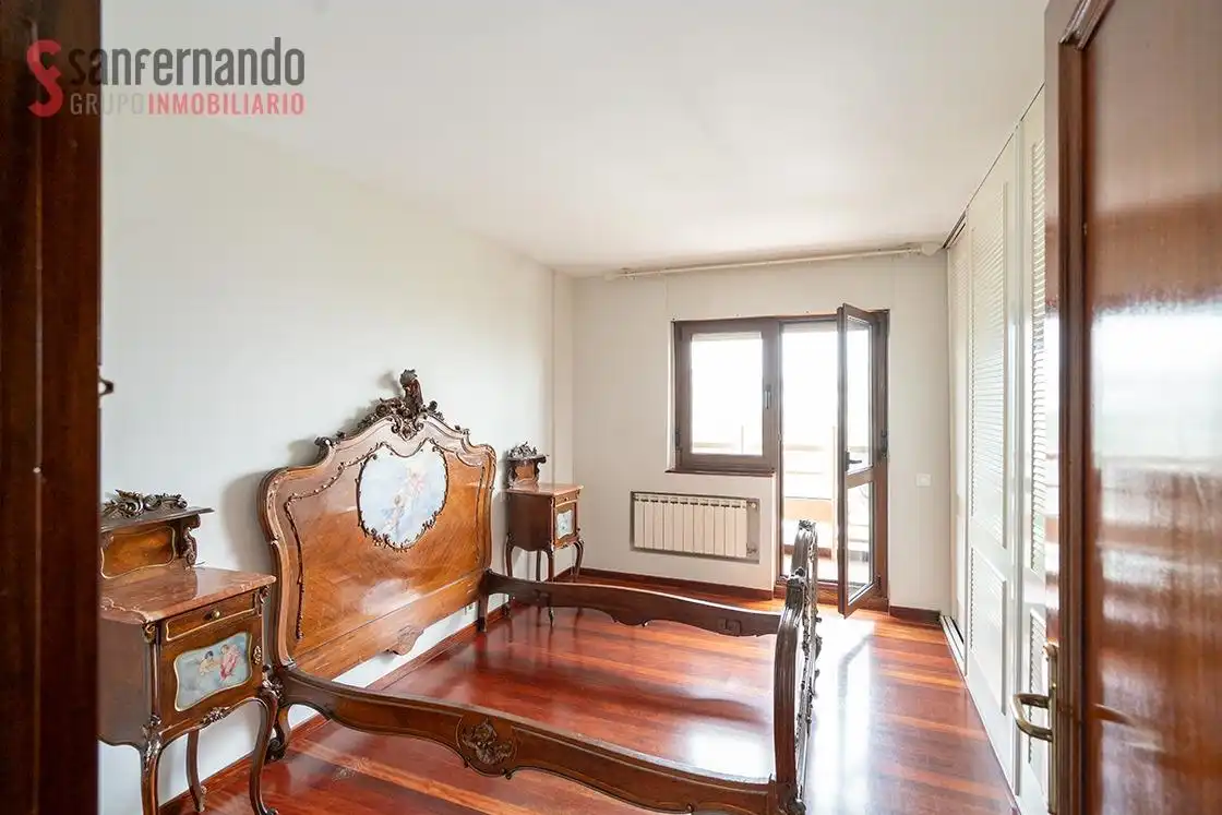 Habitación de Piso en venta en Santander con Calefacción y Balcón
