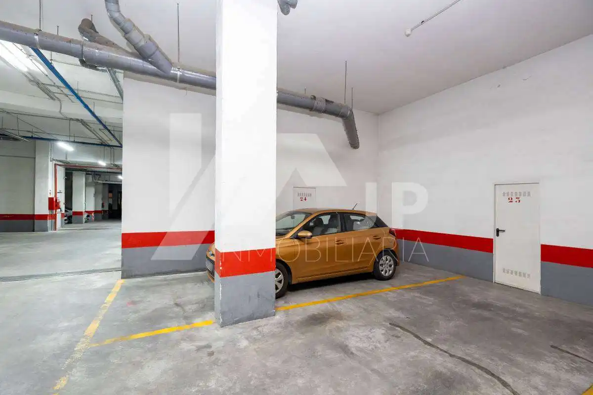 Piso con piscina en venta en Calle Cádiar 10, imagen 22