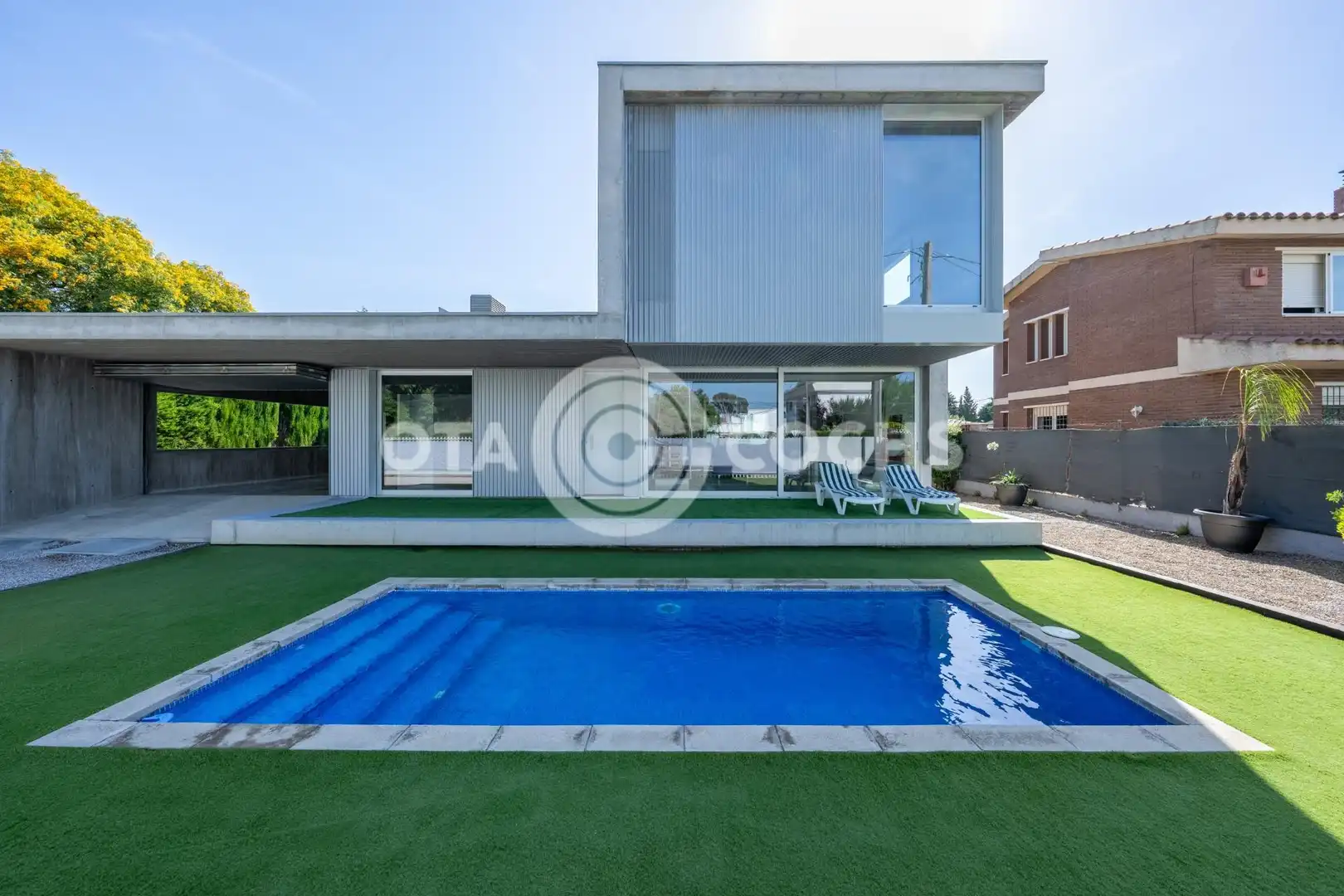 Vista exterior de Casa o xalet en venda en Cambrils amb Calefacció, Jardí privat i Terrassa