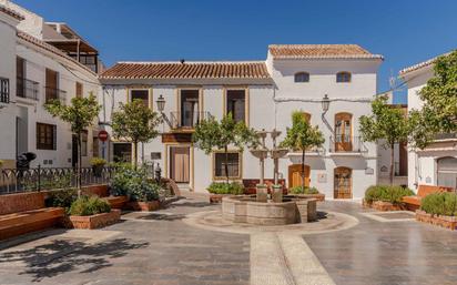 Vista exterior de Casa o xalet en venda en Salobreña amb Aire condicionat i Terrassa
