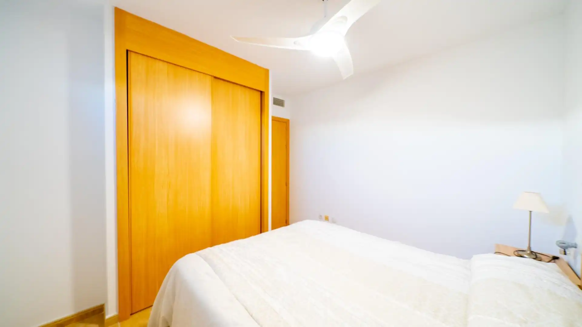 Apartments for rent in Carrer d'Oriola, Pueblo Acantilado - Lanuza