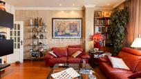 Sala d'estar de Apartament en venda en  Valencia Capital amb Aire condicionat, Calefacció i Parquet