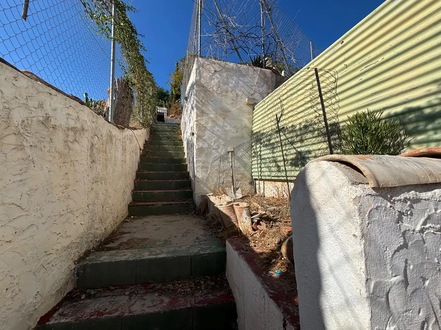 Vista exterior de Casa adosada en venta en Benagalbón