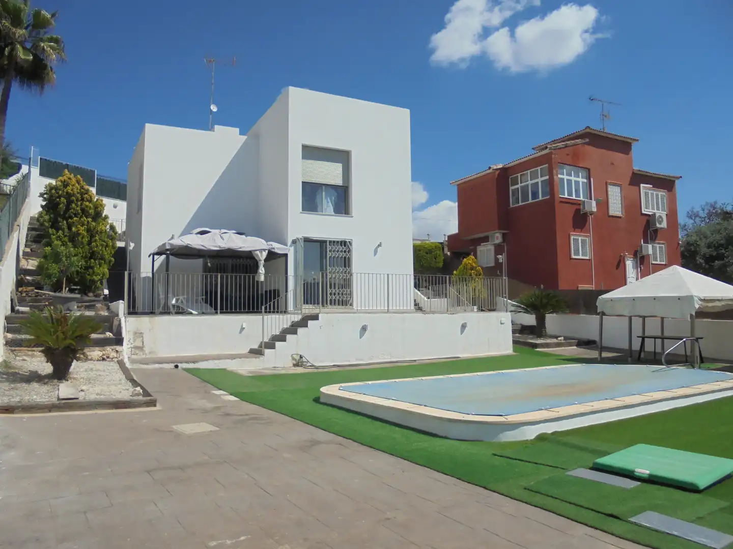Vista exterior de Casa o chalet en venta en Chiva con Aire acondicionado, Calefacción y Trastero