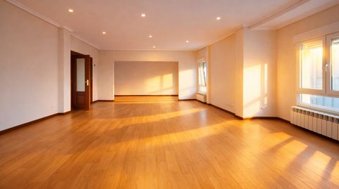 Photo 2 of Flat for rent in Calle Lealtad, Centro - Ayuntamiento, Santander