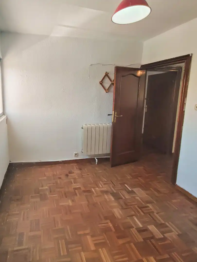 Habitación de Piso en venta en Madrid con Calefacción y Parquet