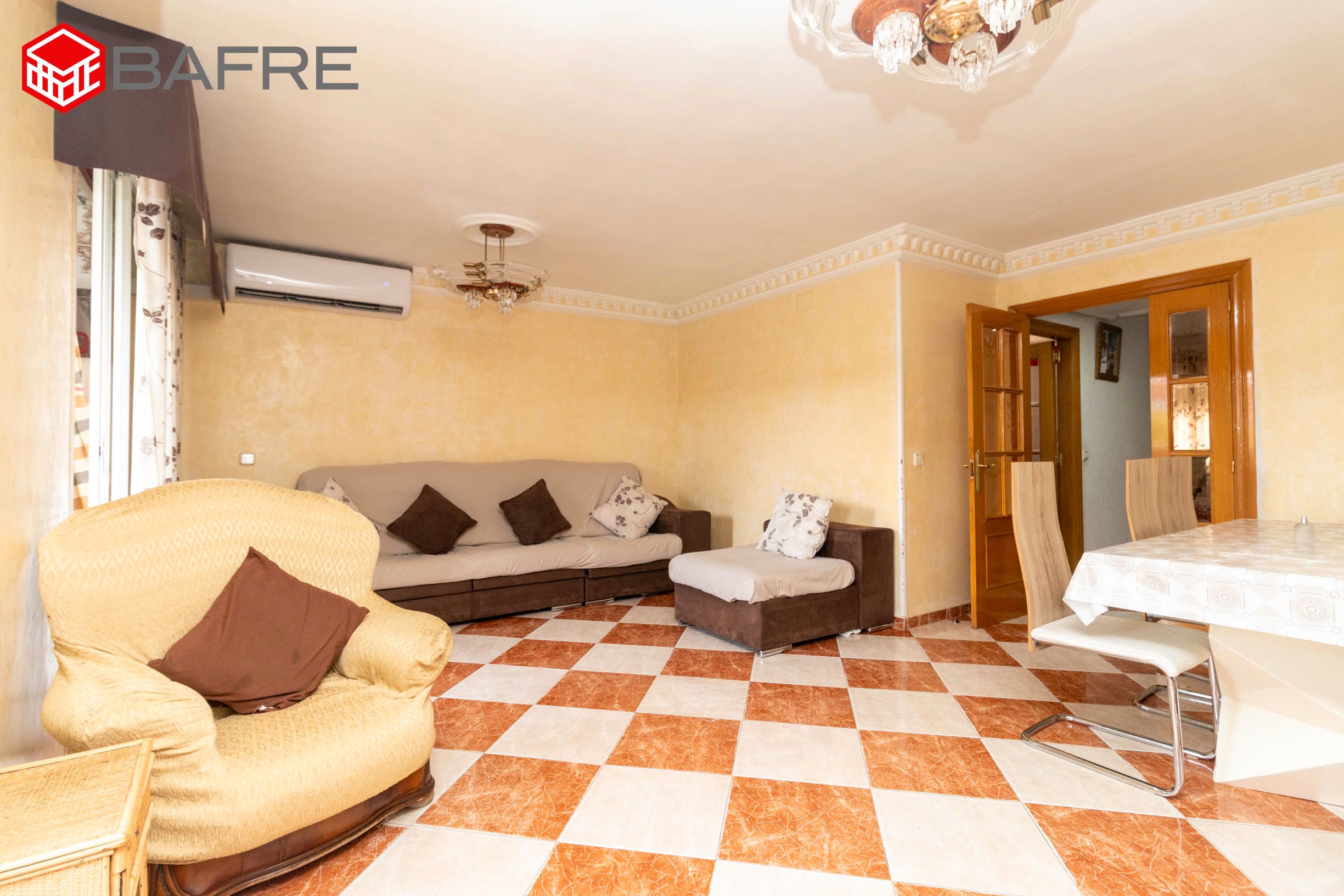 Living room of Flat for sale in  Madrid Capital  with Heating