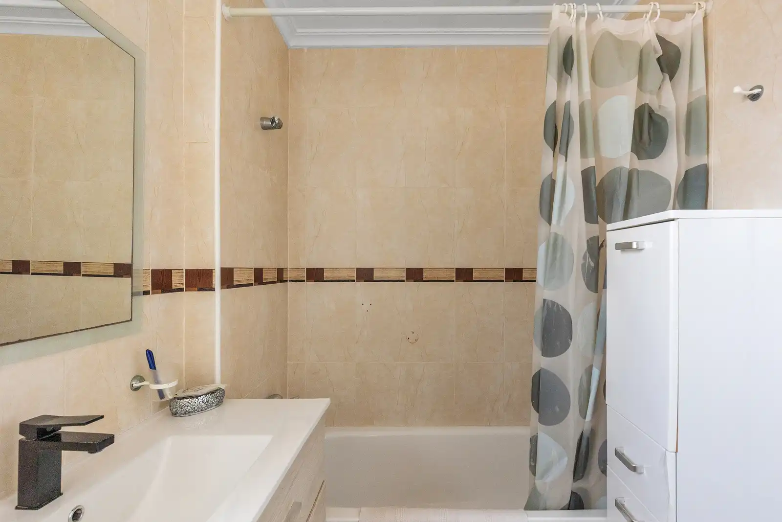 Bathroom of Ground floor for sale in Orihuela  with Air Conditioner, Terrace and Storage room