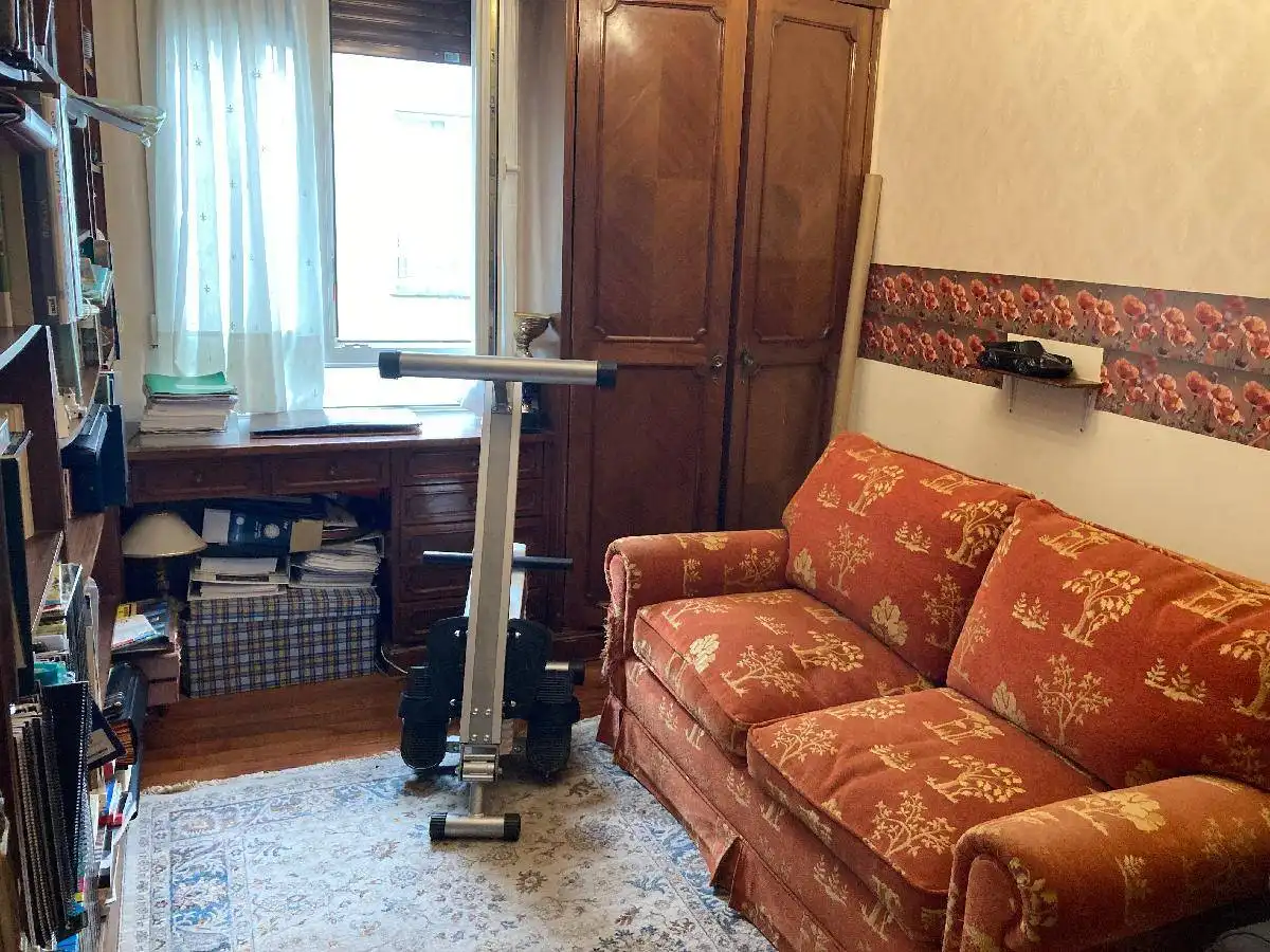 Sala d'estar de Pis en venda en Bilbao  amb Calefacció i Traster