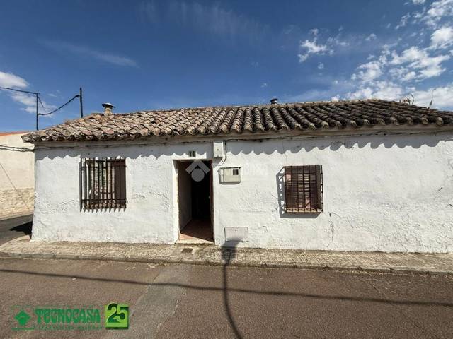Casa adosada en Venta en Área Rural-Valverde-Las Casas