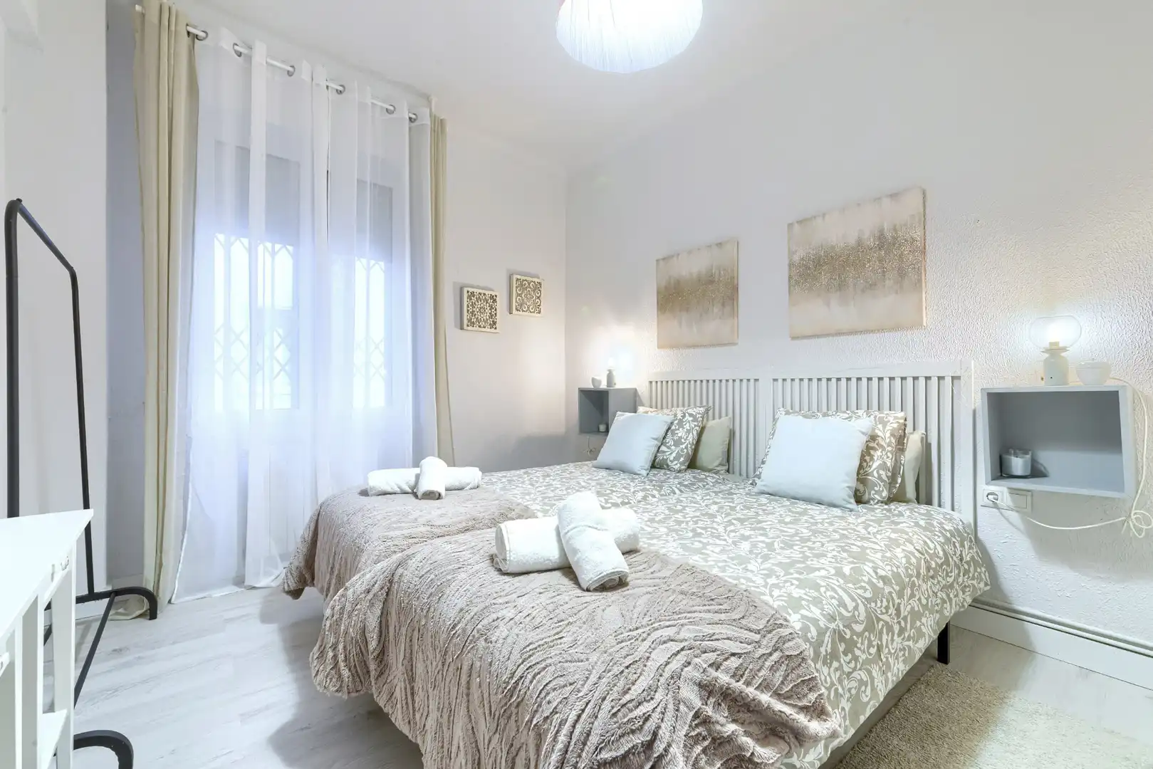 Habitación de Apartamento de alquiler en Bilbao  con Calefacción, Amueblado y Lavadora