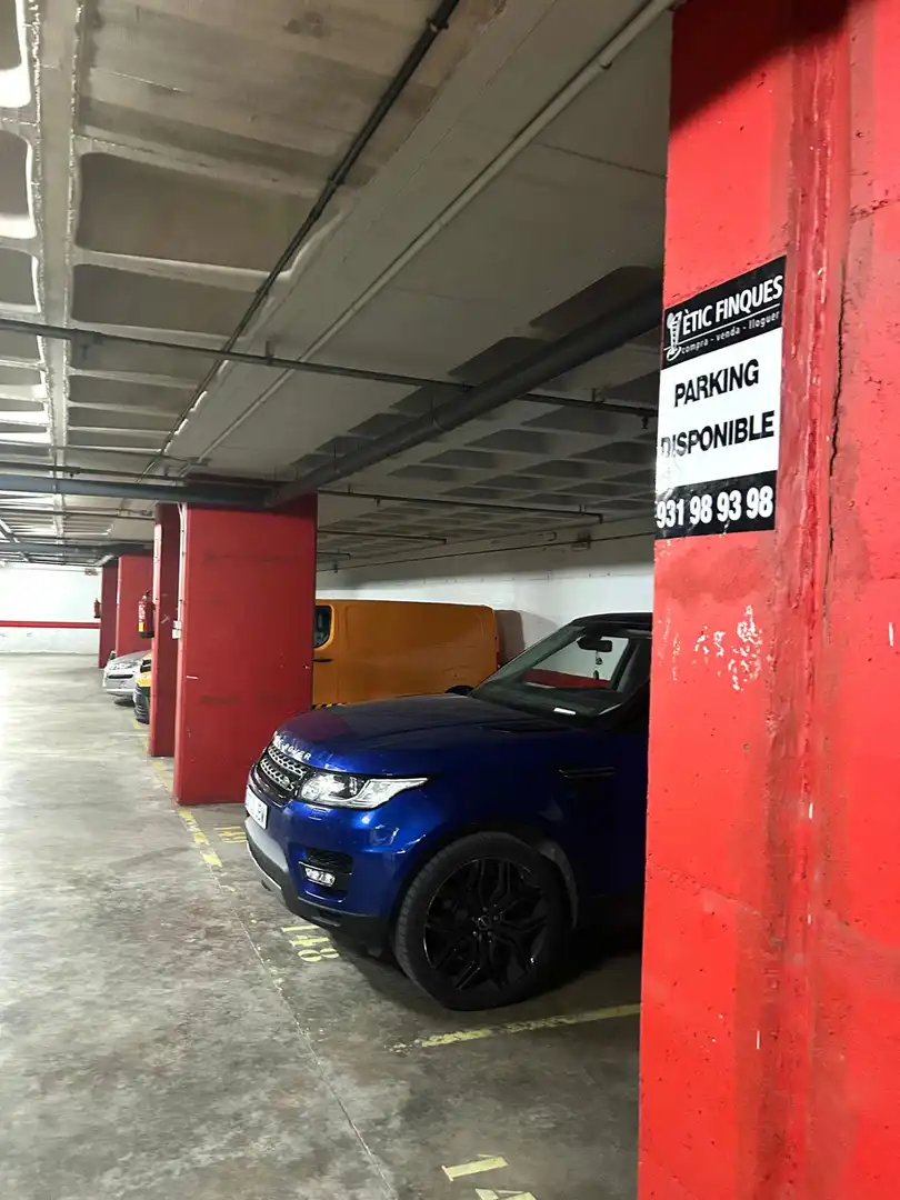 Aparcament de Garatge en venda en Barcelona