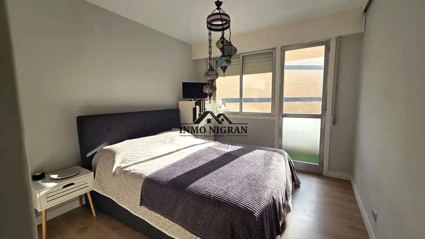 Habitación de Piso en venta en Vigo  con Balcón