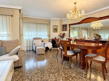 Terraced house with balcony for sale in Carrer Hernán Cortés