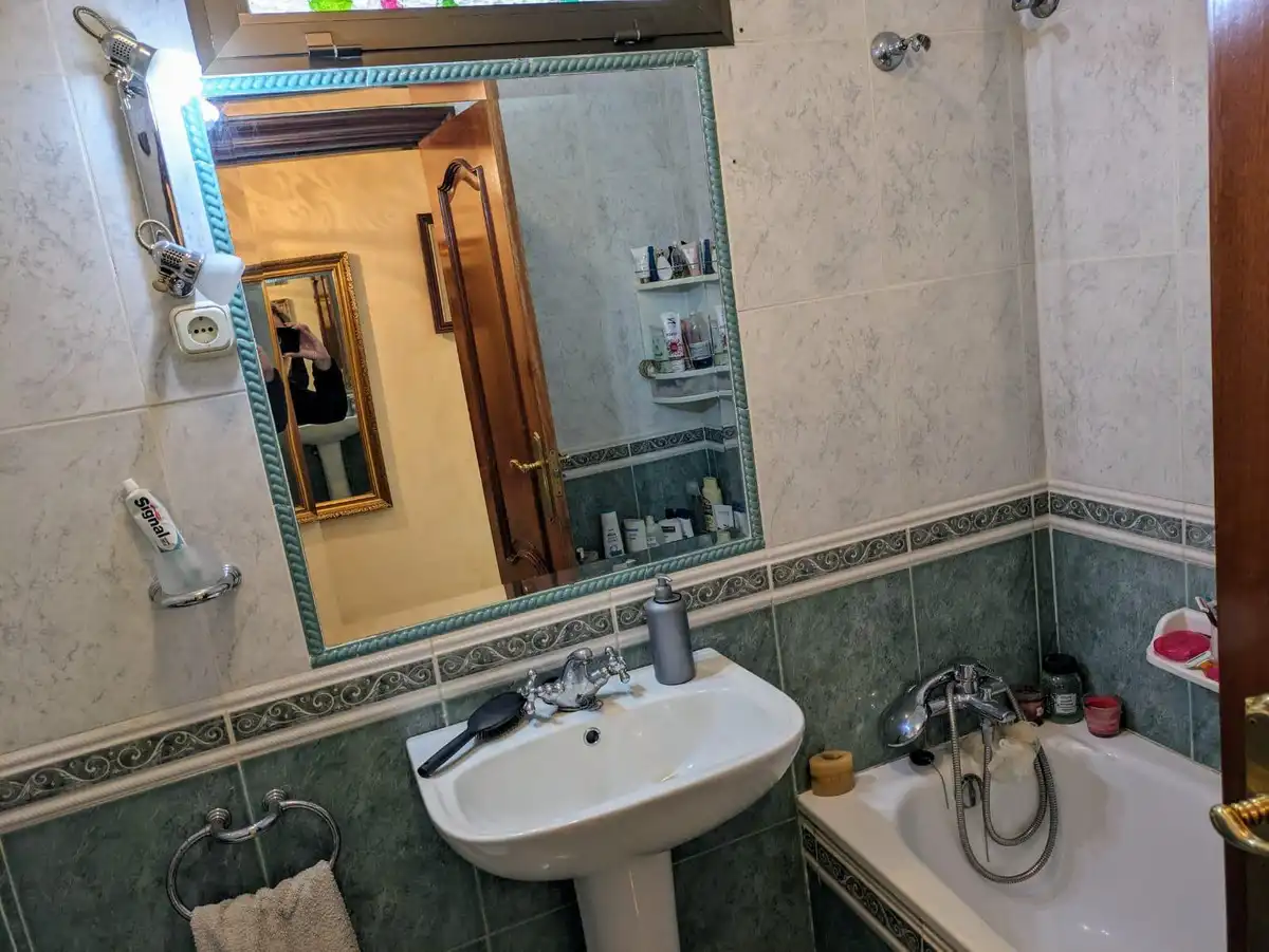 Bathroom of Houses for sale in Benalmádena  with Air Conditioner, Heating and Terrace