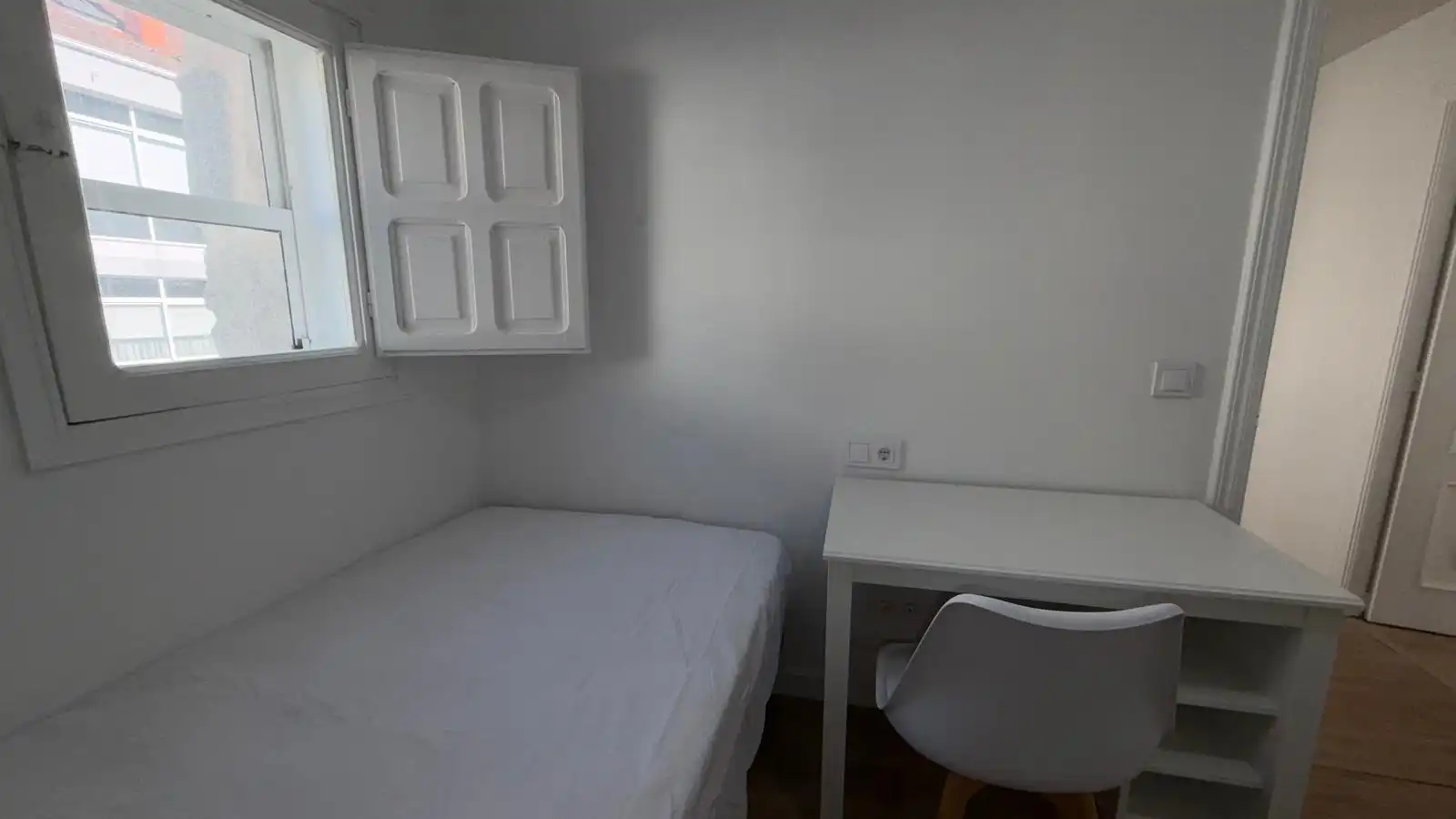 Bedroom of Flat for rent in Ourense Capital   with Heating and Furnished