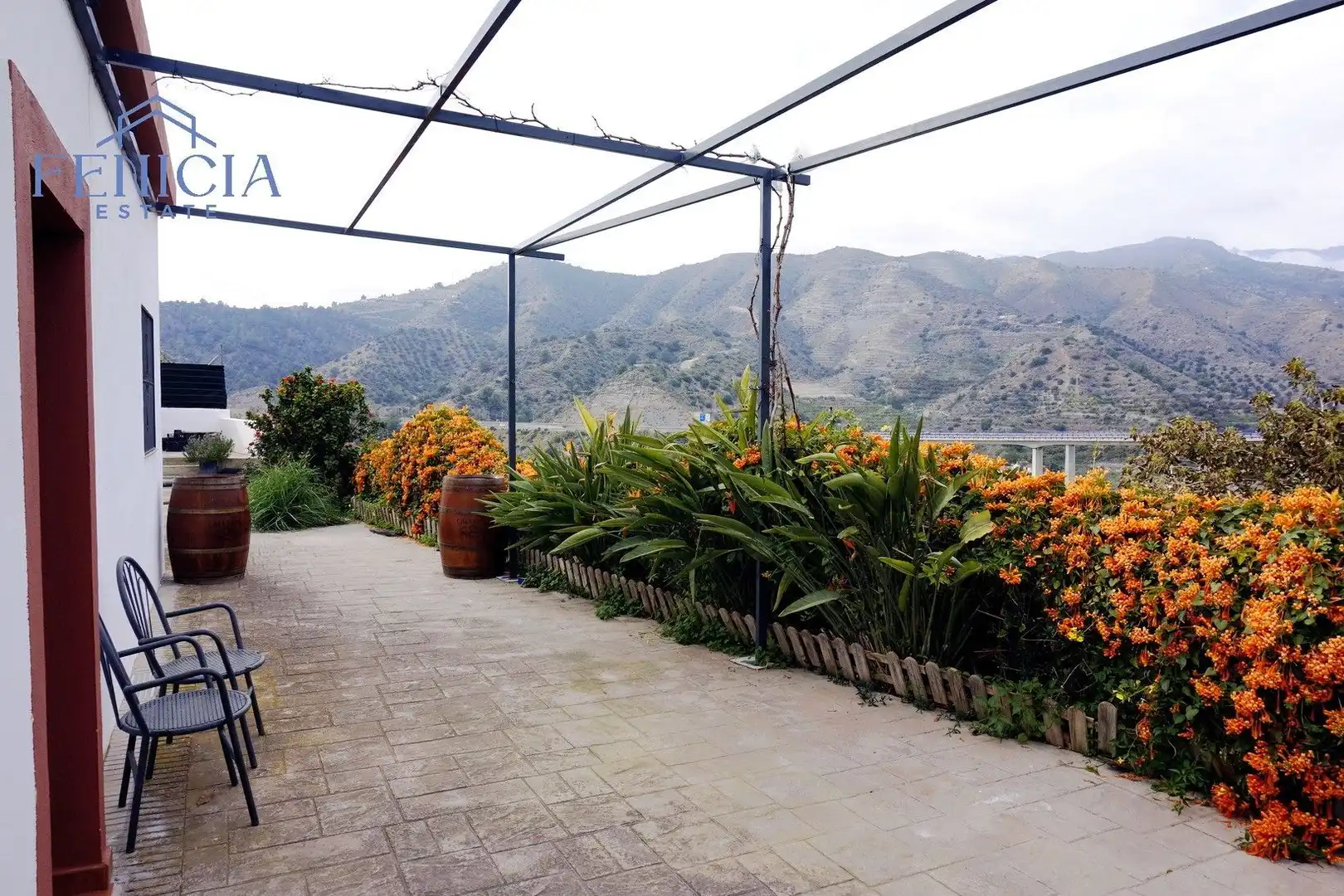Terraza de Finca rústica en venta en Almuñécar con Aire acondicionado, Jardín privado y Terraza
