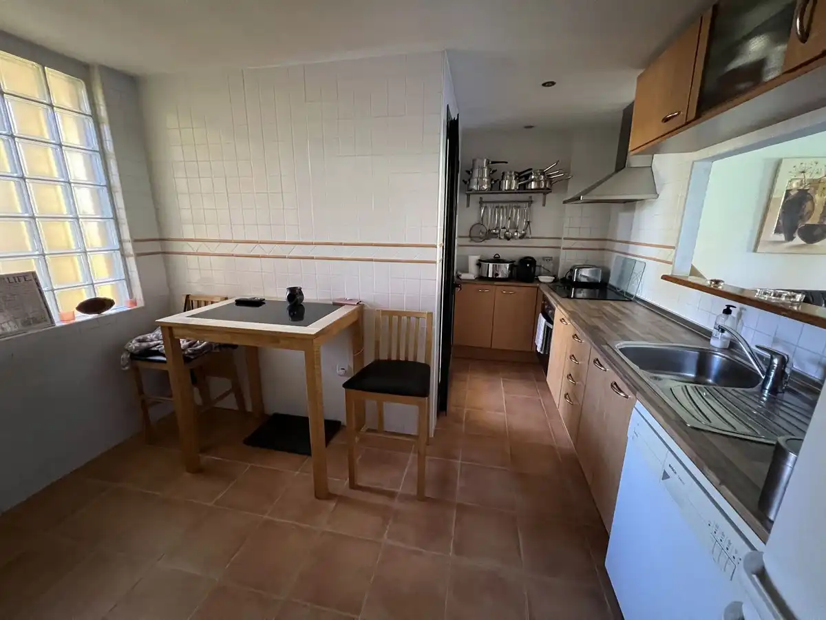 Cuina de Apartament en venda en Estepona amb Aire condicionat, Moblat i TV