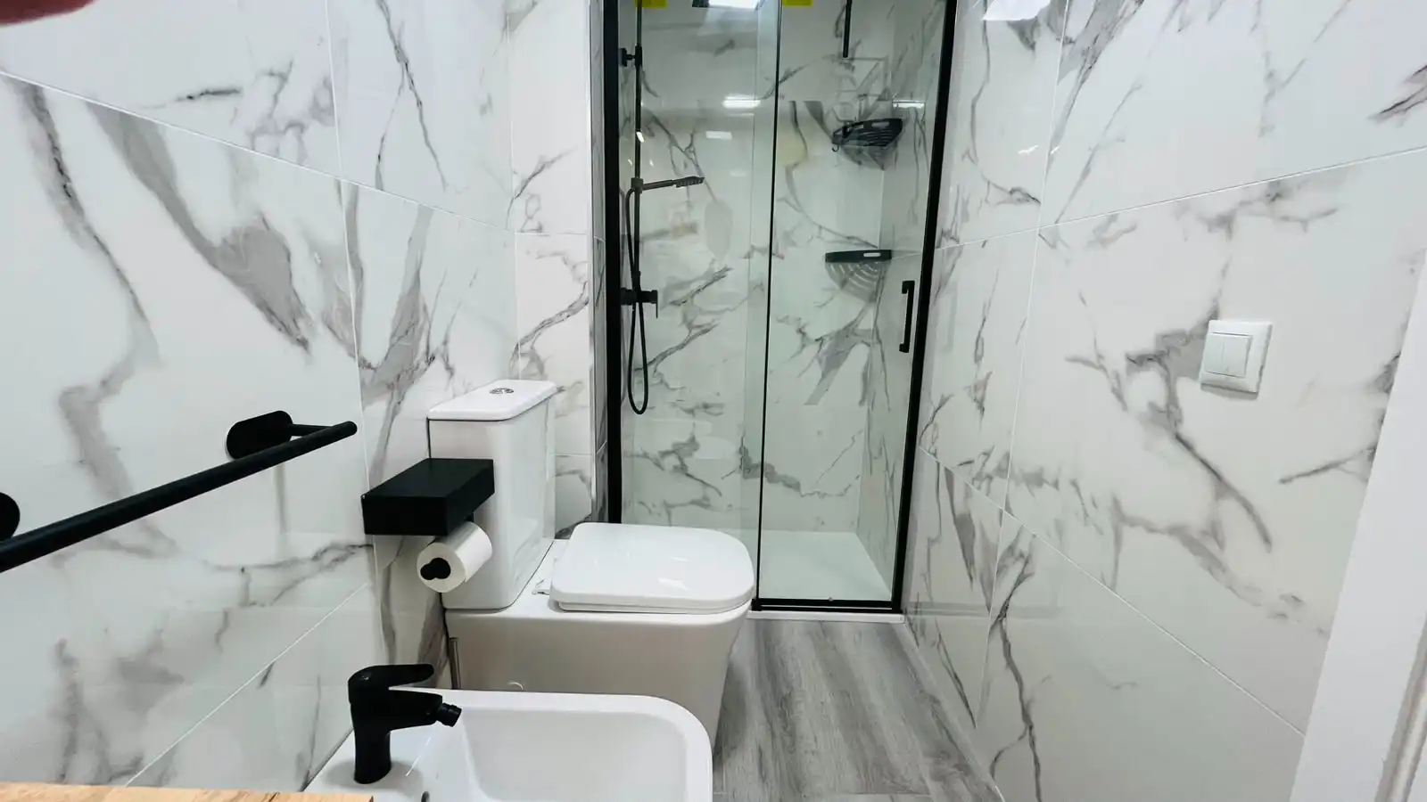 Badezimmer von Wohnung zur Miete in San Fernando mit Klimaanlage, Möbliert und Ofen