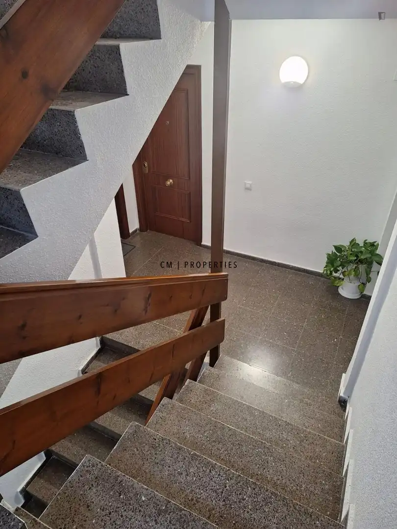 Wohnung zur Miete in Moncada mit Klimaanlage, Heizung und Terrasse