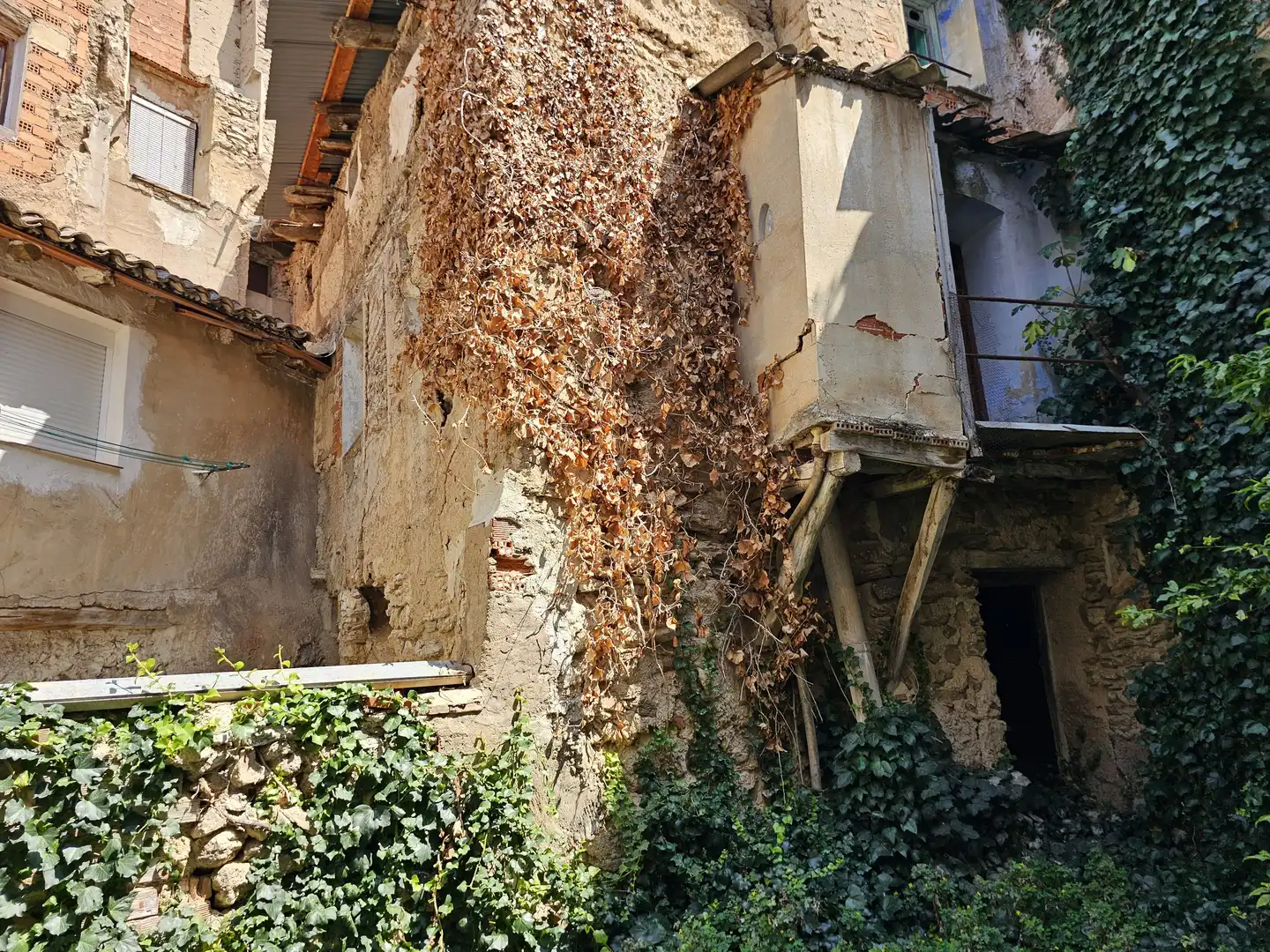 Vista exterior de Casa o chalet en venta en Maluenda con Jardín privado y Balcón