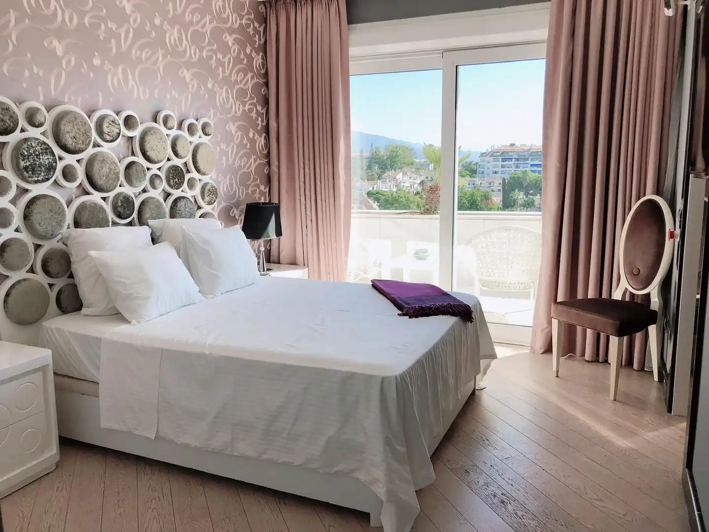 Bedroom of Duplexes for rent in Marbella  with Air Conditioner, Terrace and Swimming Pool
