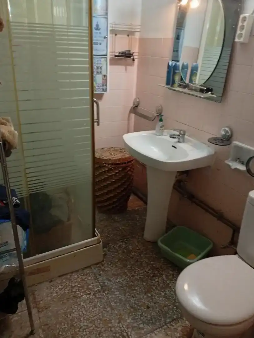 Bany de Casa adosada en venda en Villahán  amb Traster i TV