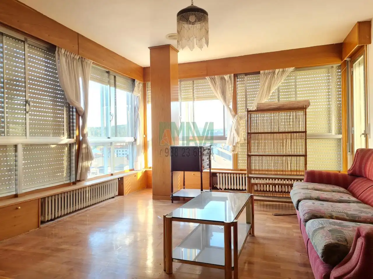 Sala de estar de Piso en venta en Barbadás con Calefacción, Trastero y Balcón