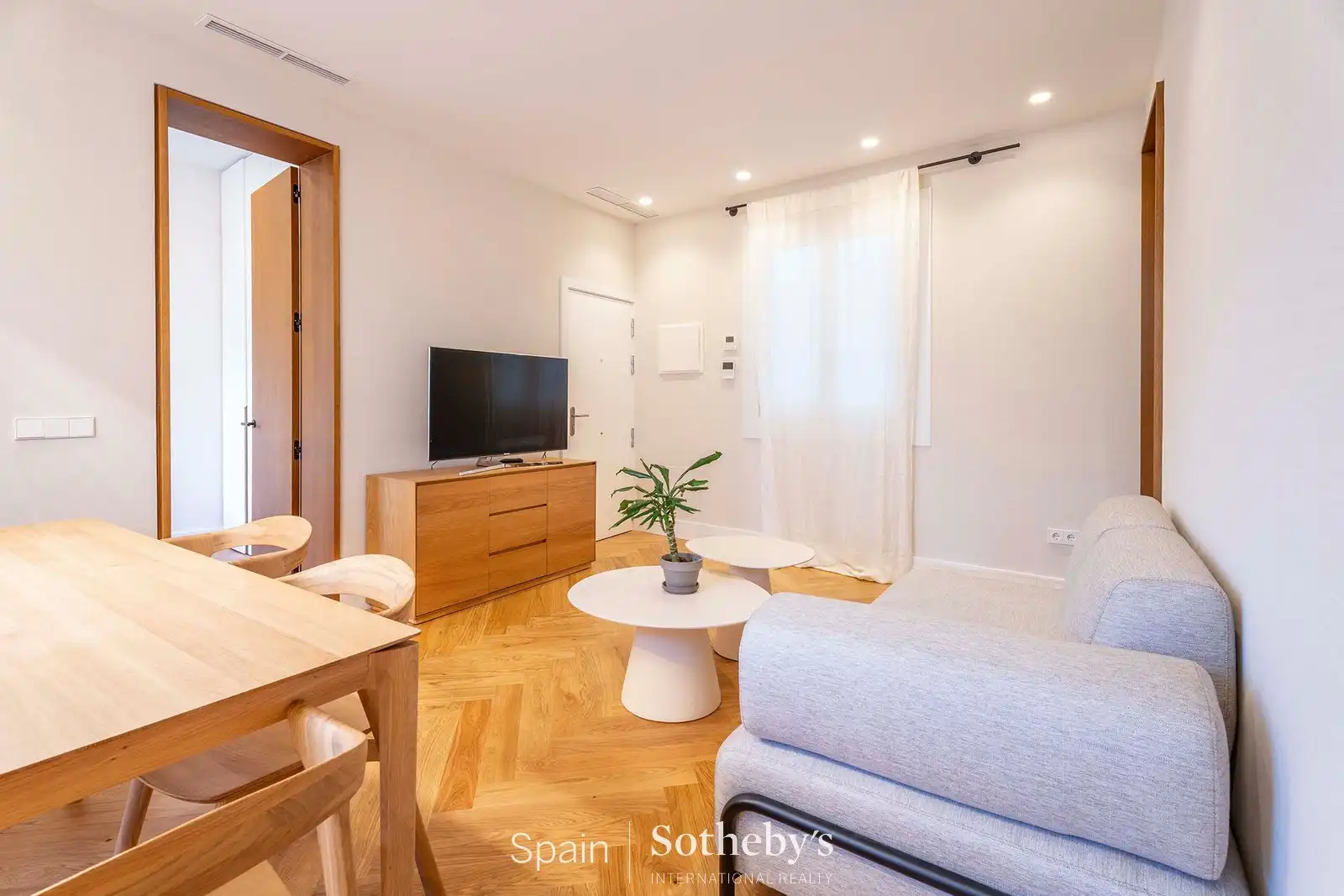 Living room of Apartments for sale in Madrid  with Air Conditioner and Heating