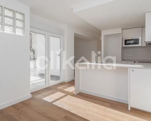 Kitchen of Flat for sale in  Madrid Capital  with Heating and Terrace