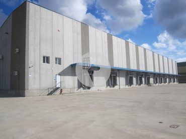 Industriegebäude zur Miete in El Pla de Santa Maria