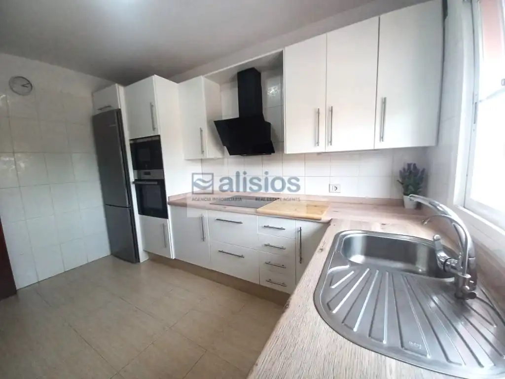 Cocina de Casa adosada en venta en San Isidro