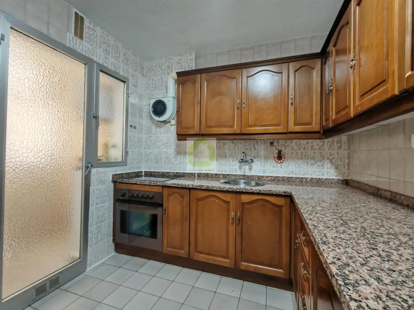 Kitchen of Flat for sale in Granada  with Terrace