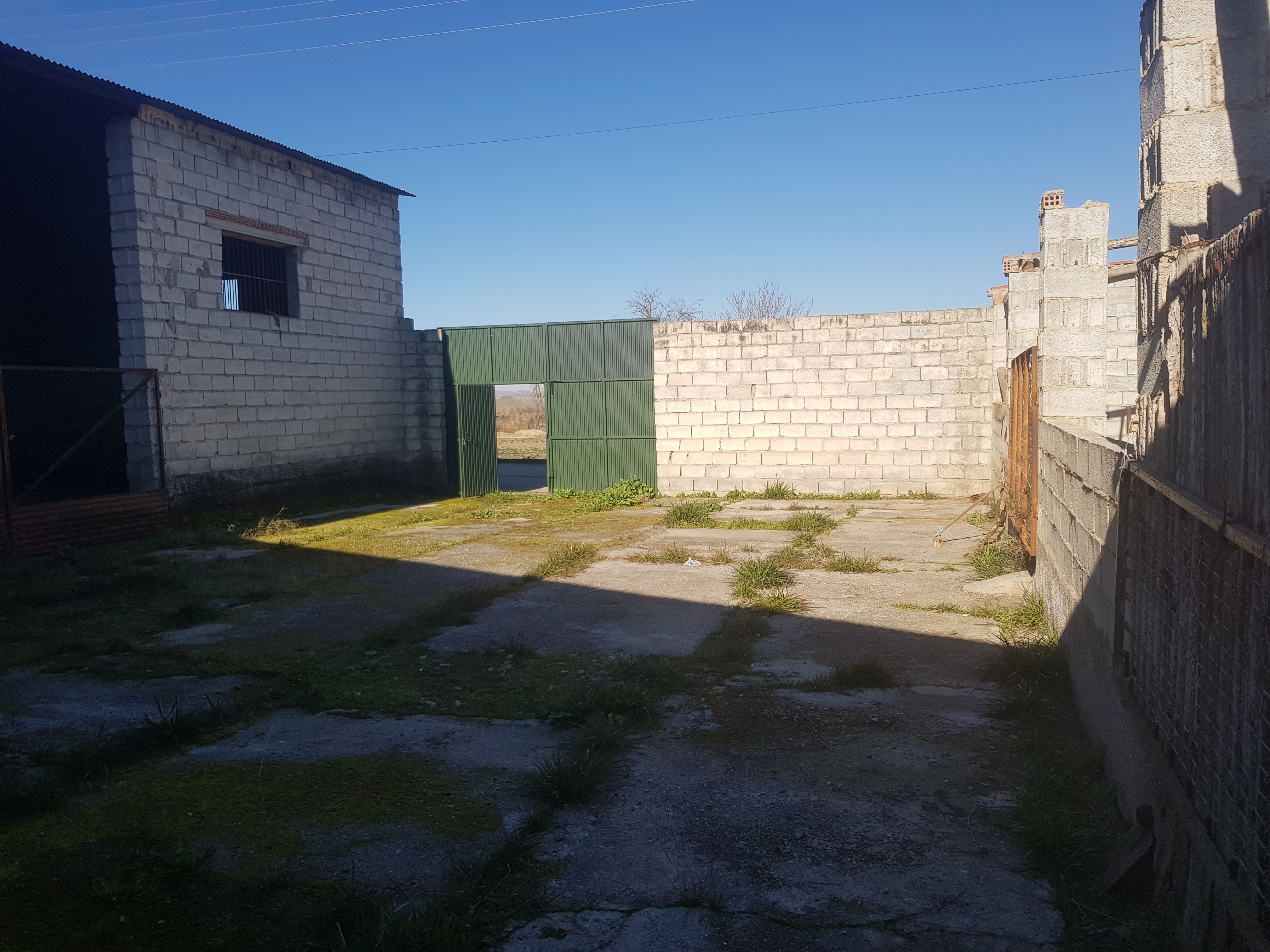 Industrial land for sale in Láchar