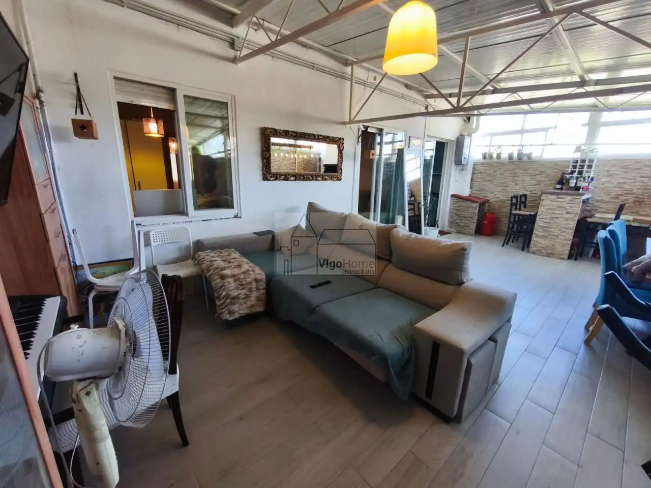 Sala de estar de Piso en venta en Vigo  con Calefacción, Terraza y Trastero
