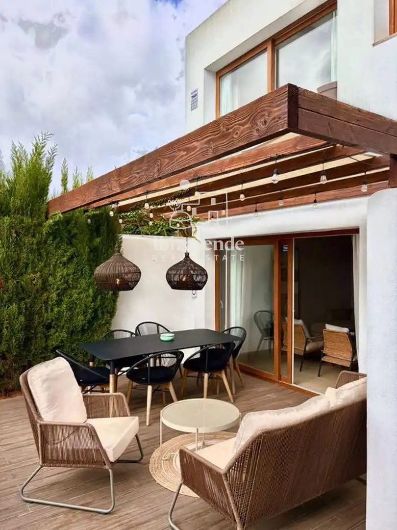 Casa adosada en venta en Mont Blanc, Santa Eulària