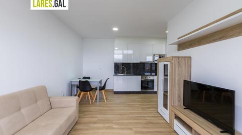 Foto 2 de Apartamento de alquiler en Rua Do Igrexario, O Hío, Cangas