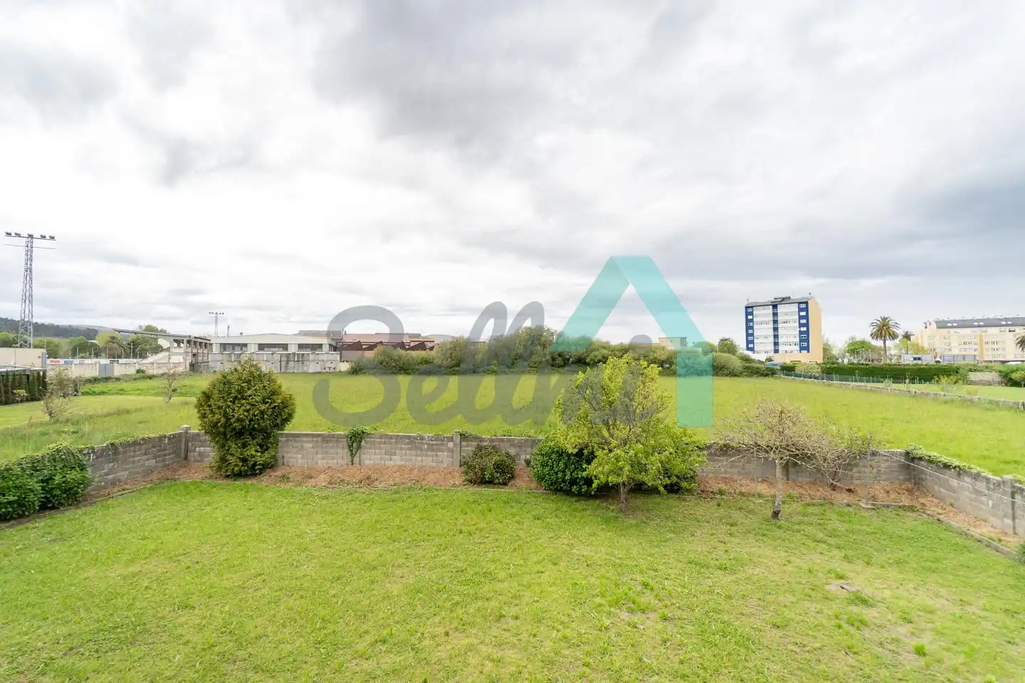 Casa o chalet en venta en Ribadeo con Calefacción, Jardín privado y Parquet