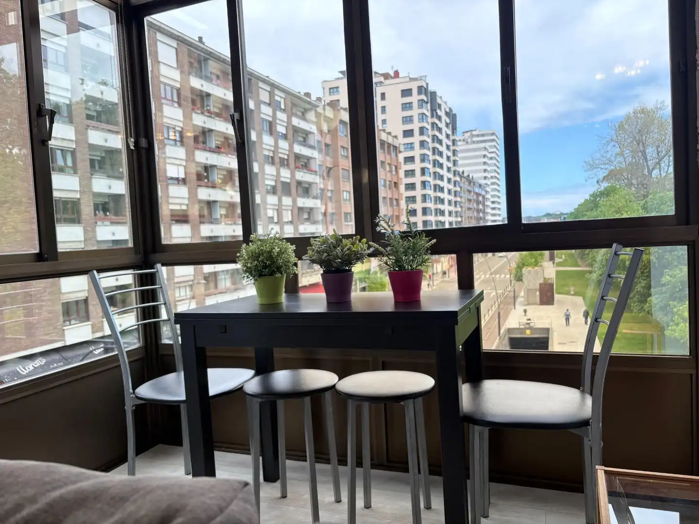Terrassa de Apartament de lloguer en Gijón  amb Calefacció